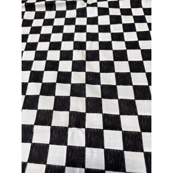 Black & White Checkerboard Fabric Cotton Quilting Craft Material Fat Quarter 18x - Picture 1 of 6